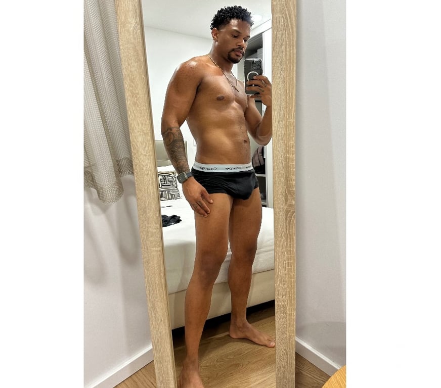  Gay massage Cardiff Cardiff City Centre - Cardiff - Photos for Max Brazilian XXL 07404546894