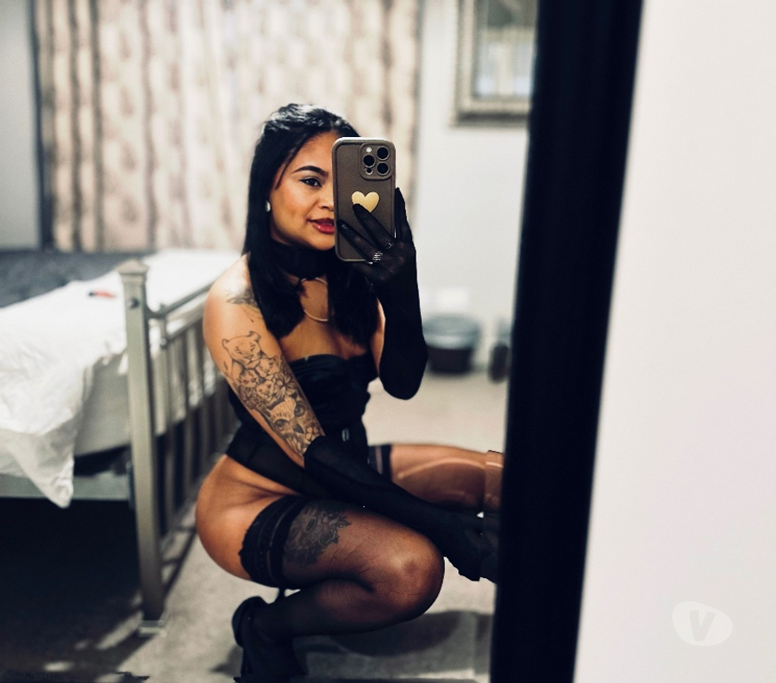 Escorts South West London Sutton - Photos for Anni Party girl 🥳