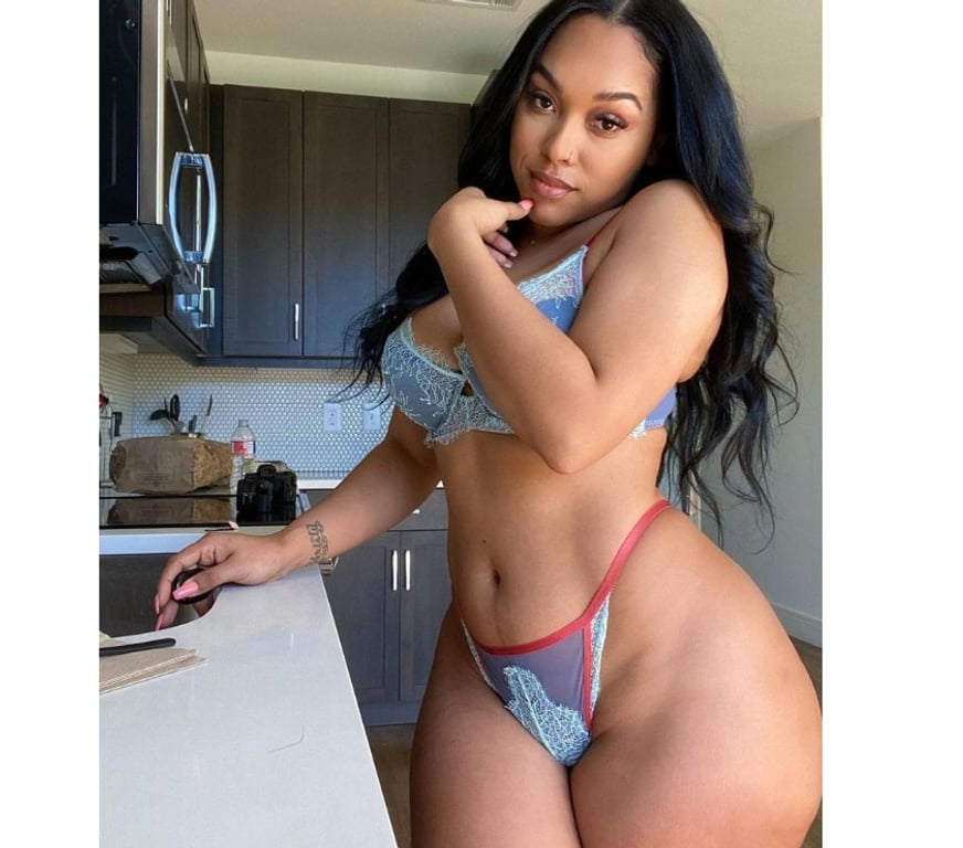 Escorts South West London Tooting Broadway - South West London - Photos for Horny Latina ROSE!π