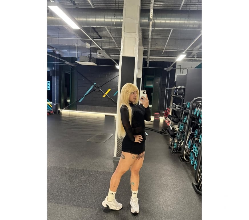 Trans Escorts Peterborough Hampton - Peterborough - Photos for L.geek xxL big top vers