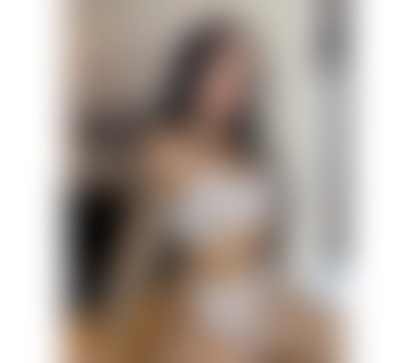 Escorts Slough Slough Town Centre - Slough - Photos for 🥂 Larissa – Hot Brazilian Party Babe 🔥