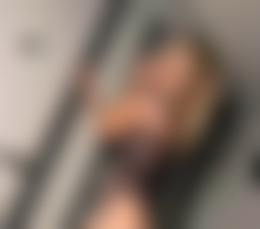 Hello i’m Daliana new girl in town best serv party🥂💋