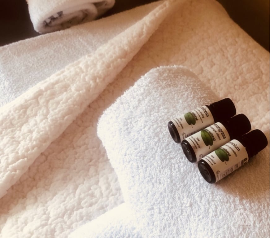 Full body massage West Yorkshire Leeds - Photos for English qualified masseuse