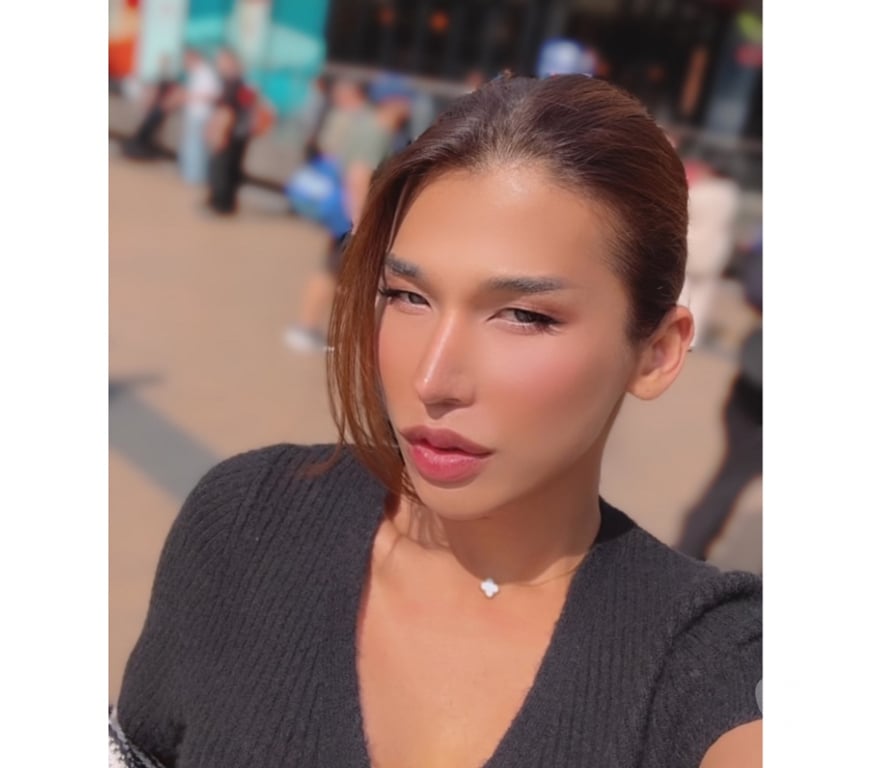 Escorts Surrey Reigate and Banstead - Photos for Millie Thai Beauty Trans Model 💋💋