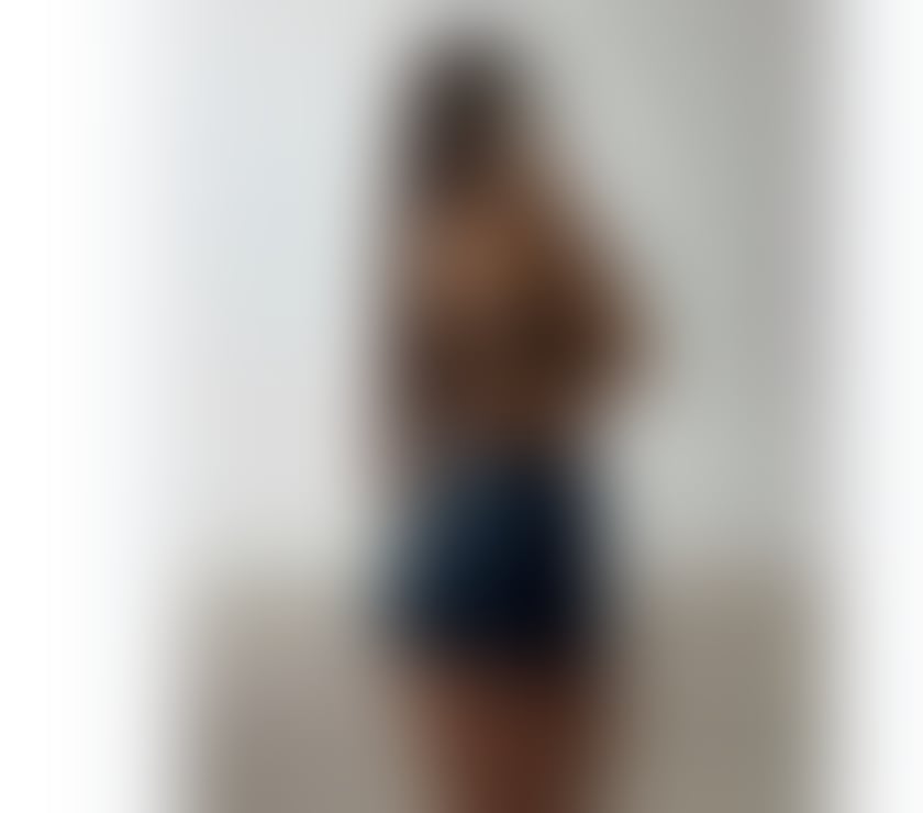 Escorts Essex Thurrock - Essex - Photos for hot brunette perfect ass 🥰