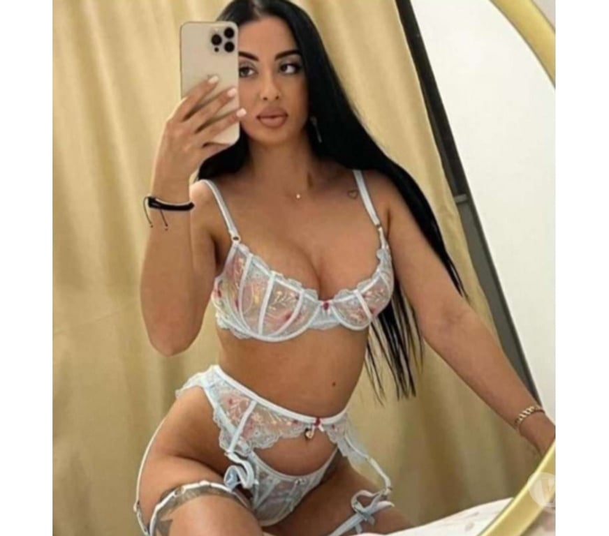 Escorts West Yorkshire Kirklees - Photos for LORA NEW IN TOWN 💯BEST SERVICE NO RUSH