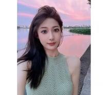 Photos for A pair of warm smile and sexy eyes waiting for you