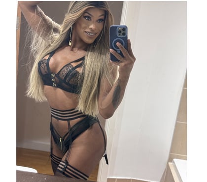 Transsexual Escorts Slough Town Centre Slough - Photos for If you want domination, Antonella gives it to you! Hot ass