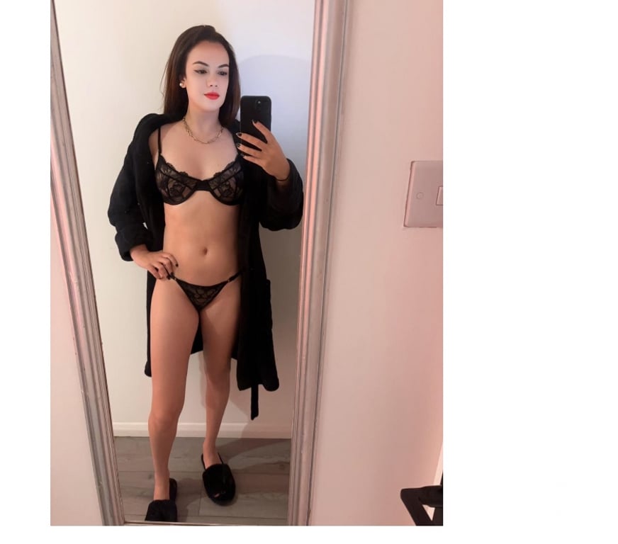 Escorts South East London Catford - South East London - Photos for Mia Petite 🇧🇷😈💎 new in town 🥳 let's party