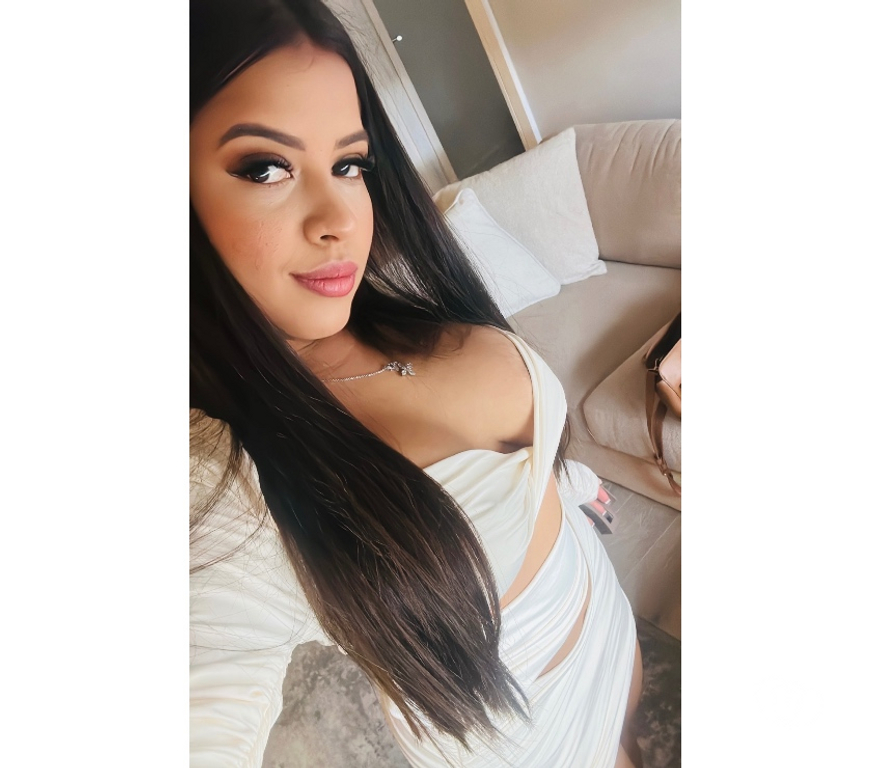 Escorts Surrey Woking - Photos for Miss Kate Dream Girl- Incall- Outcall- Dinner- Travel