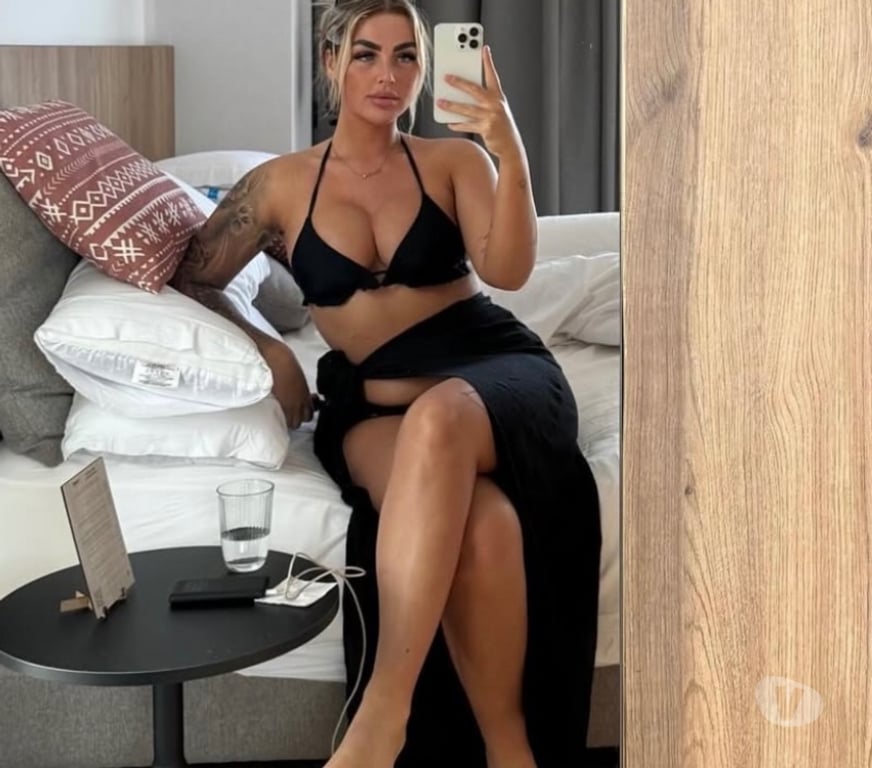 Escorts Hertfordshire North Hertfordshire - Photos for 🔥 🅢🅔🅧🅨 🅑🅛🅞🅝🅓🅔🔥