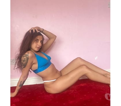 Escorts Blackburn Blackburn with Darwen - Photos for New Girl Best Services In town