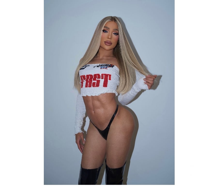 Trans Escorts East London Canary Wharf Station - East London - Photos for SOFHIA TS BRAZILIAN 😈 100% REAL AND GENUINE 🫦