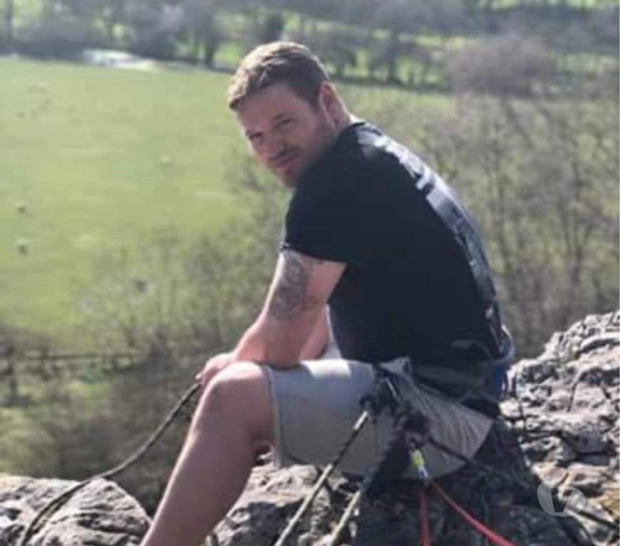  Gay massage Bristol Bristol City Centre - Bristol - Photos for Big guy, big arms, chilled out