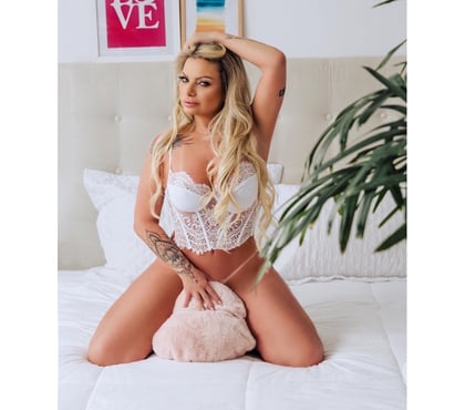 Escort Willesden North West London - Photos for BLONDE BRAZZILIAN SPICE 🇧🇷CRAZY PARTY ✨