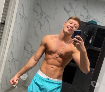 Gay escorts Leeds City Centre Leeds - Photos for Lewis gay escort Leeds