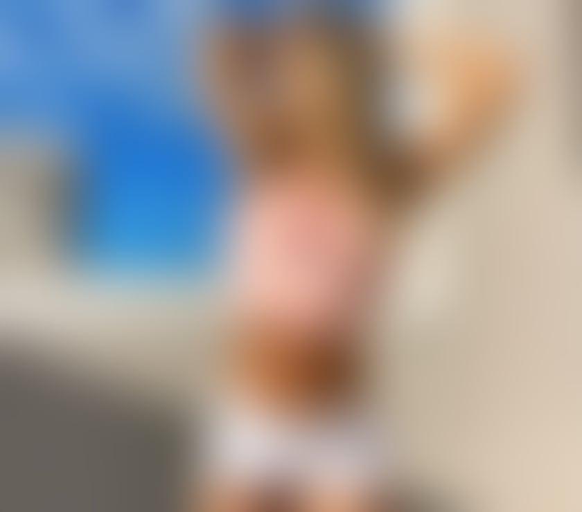 Gaby 🇧🇷Brazilian 🇧🇷blonde💃🪩party girl