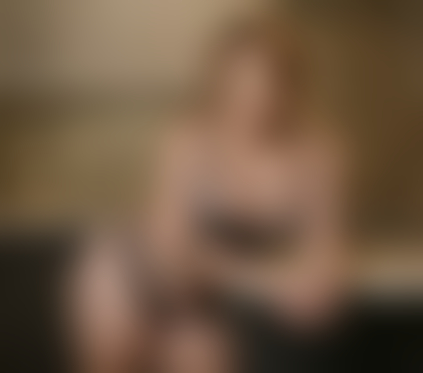 Escorts North London Enfield - Photos for Beautiful CAROL🔥Bigass🍑 party girl🥂
