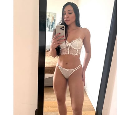 Escorts Glasgow City Centre Glasgow - Photos for Mia hot and Brazilian party 🥳 🇧🇷😈