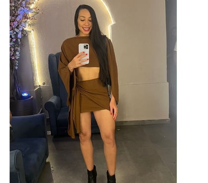 Photos for Mia hot and Brazilian party 🥳 🇧🇷😈