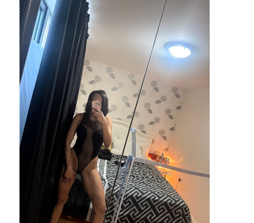 Escorts North West London Colindale Station - North West London - Photos for Brazilian party girl😈🔥😈