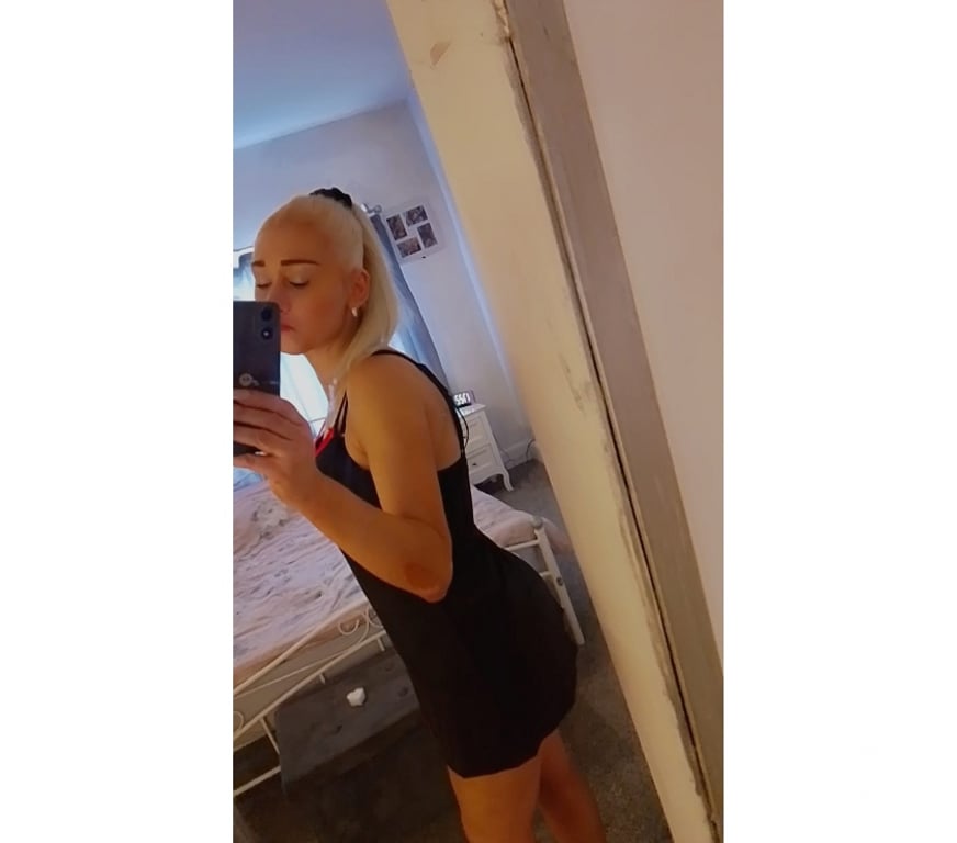 Escorts West Yorkshire Bradford - Photos for British, Genuine lady. Real pictures. Call me now...