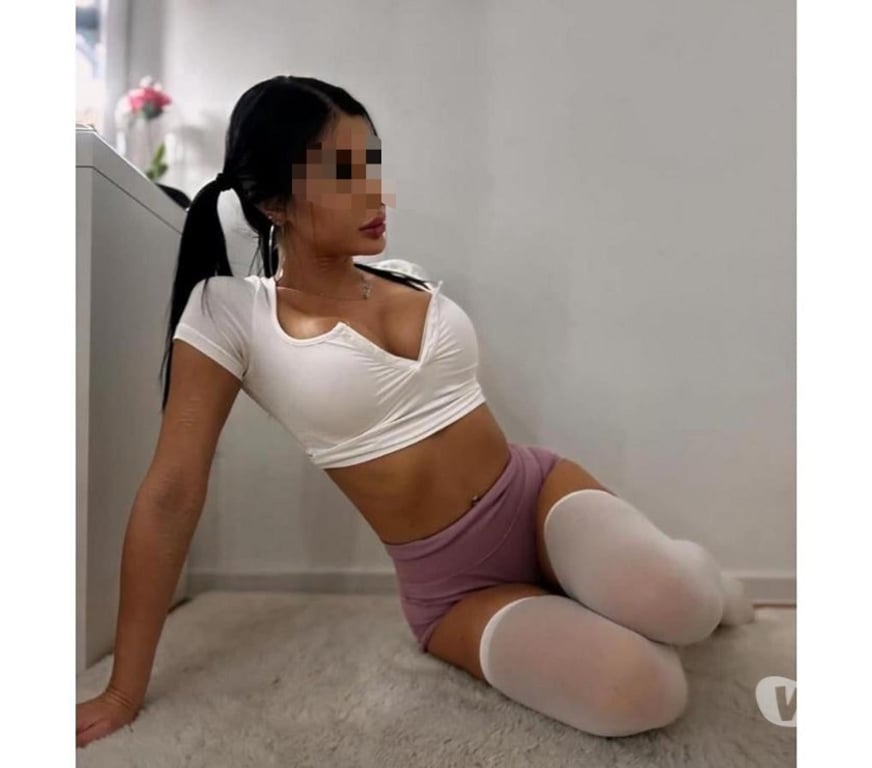 Escorts Gloucestershire Cheltenham - Photos for Emma, classy , genuine, outcall , party playful