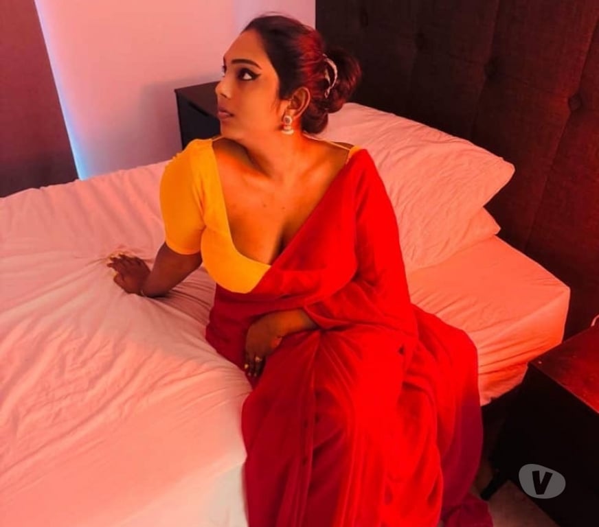 Escorts East London Barking Station - East London - Photos for SUGUNA SOUTH INDIAN TAMIL NAGU GIRL NEW ENTRY BARKING