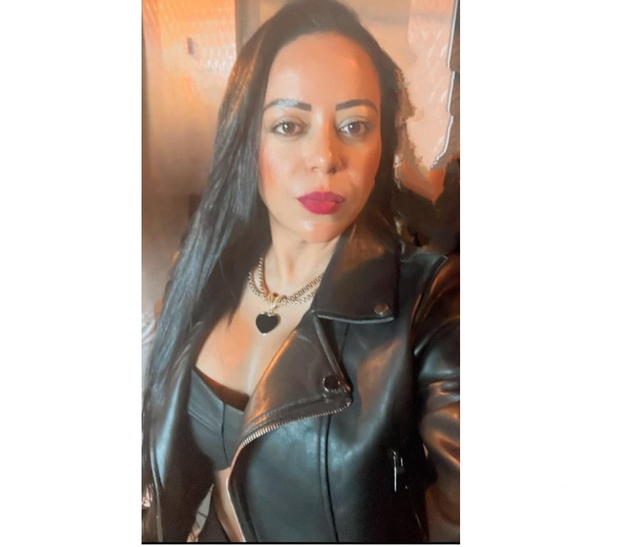 Escorts West London Hounslow - Photos for I'm back my loves, let's Party,come on🍷Jessica