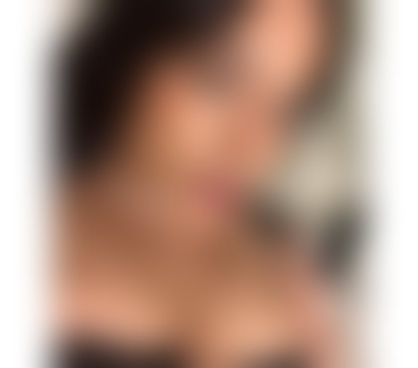 Escorts West London Holland Park - West London - Photos for MASSAGE DEEP TISSUE RITA AVAILABLE OUTCALL