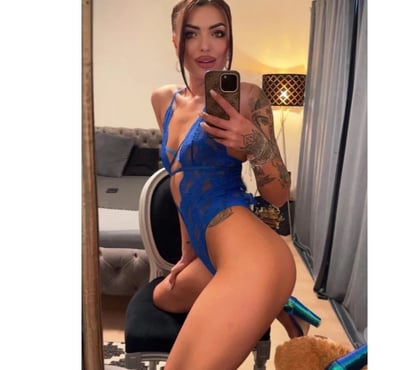 Escorts London Gatwick Airport Crawley - Photos for ONLY OUTCALL 🔞🖤no rush💣🥂