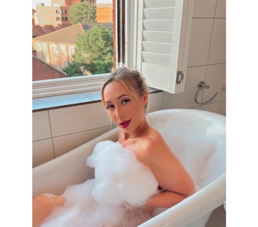 Escorts Hertfordshire Broxbourne - Photos for HOT&SEXY🇧🇷BLOND GIRL🔥FULL PARTY🎉BEST SERVICES