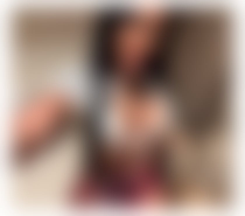 Escorts Glasgow City Centre Glasgow - Photos for Maya 🍑 Party girl 🥂 WET and HORNY 💦