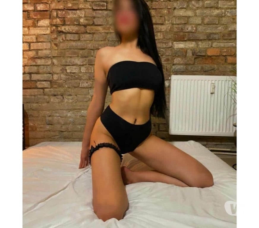 Escorts Essex Chelmsford - Photos for Just Outcal 😍Ema naughty girl best owo💋