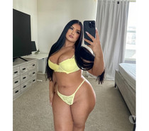 Hey! ALESSIA here 🔞🖤Best service , no rush💣🥂