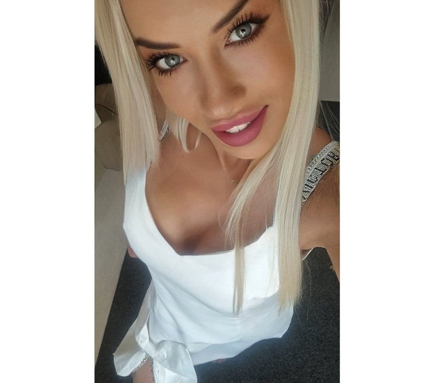 Escorts North London Enfield - Photos for 🫦LOVELY Polish GIRL Jenni🔥🔥FAKE BIG tits 🇵🇱