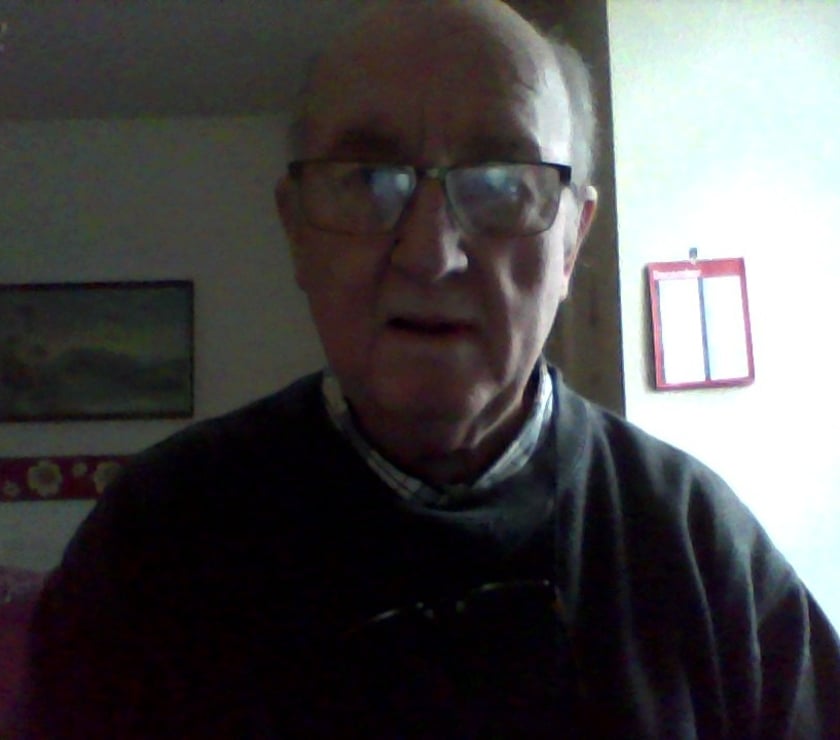 Huddersfield - Kirklees — Gentleman Seeks Mature Lady for Friendship Cuddles and Fun