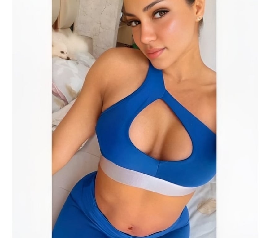 Escorts East London Redbridge - Photos for Karina Hot Party Girl back in London near Ilford Station