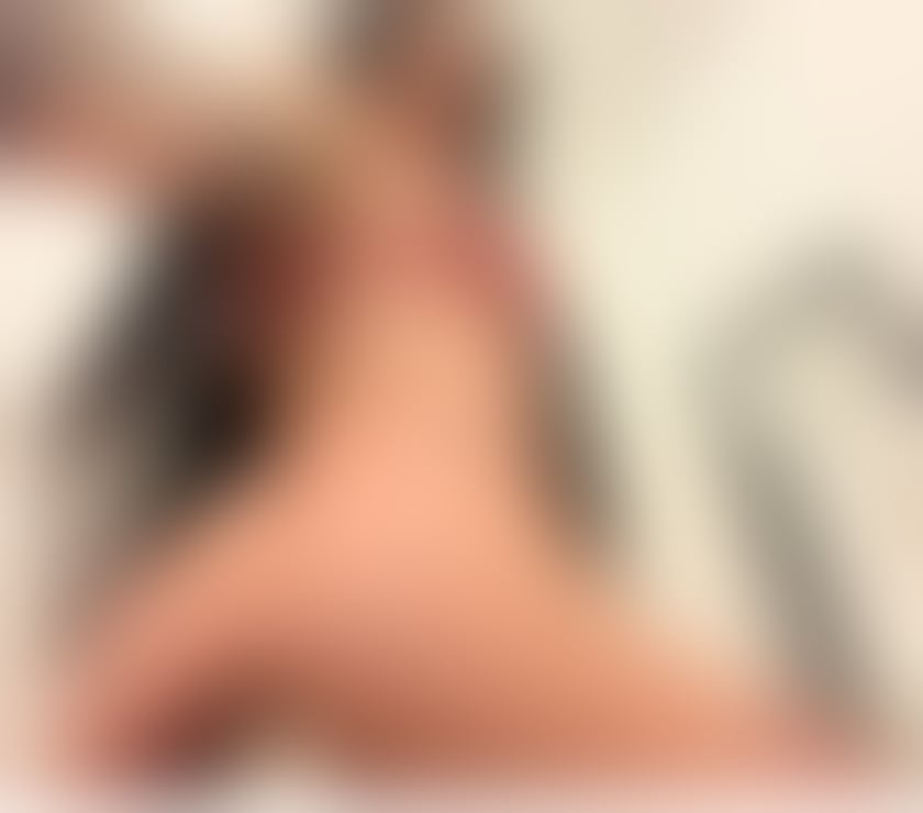 Escorts South West London Kensington - South West London - Photos for ✨ Not Just a Woman—An Experience to Remember ♠️🌺