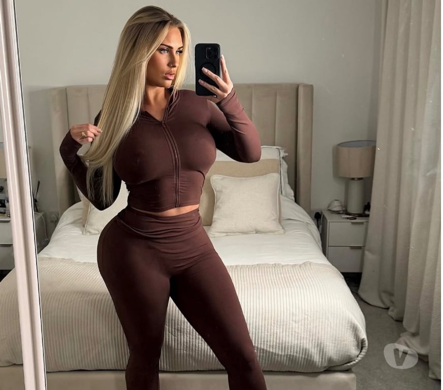 Adult Entertainment Greater Manchester Manchester - Photos for Ready now milf07902067614