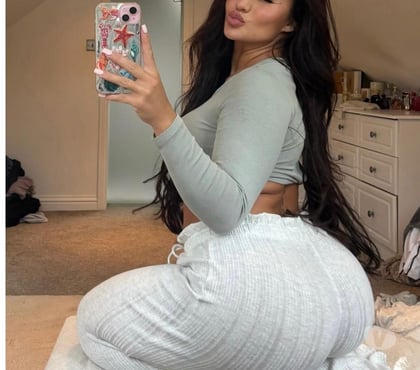 Adult Entertainment Piccadilly Manchester - Photos for Dirty MILF private Session