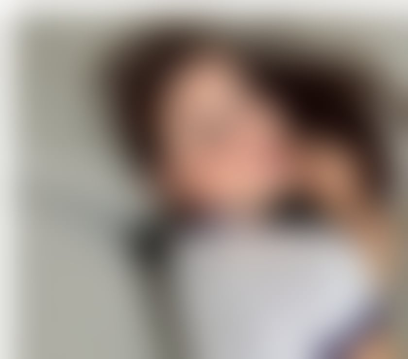 Escorts Canary Wharf East London - Photos for Doce e charmosa como uma sereia com pés lindos
