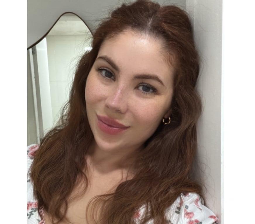 Escorts East London Blackwall - DLR Station - East London - Photos for Doll FACE, Irresistible SMILE & Instant CHEMISTRY🔥✨✨