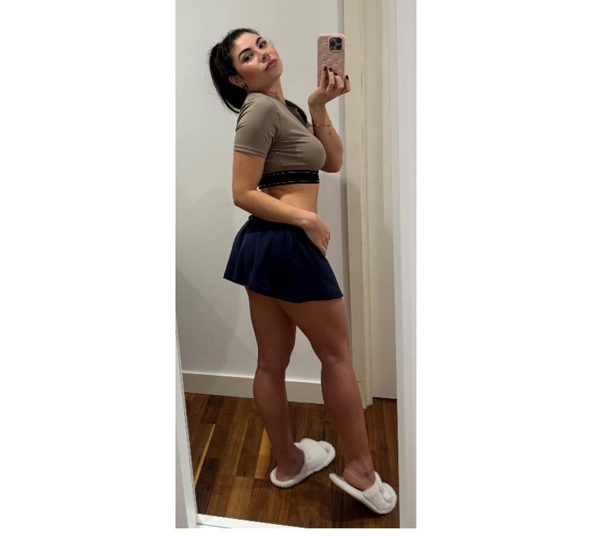 Escorts East London Blackwall - DLR Station - East London - Photos for Doll FACE, Irresistible SMILE & Instant CHEMISTRY🔥✨✨