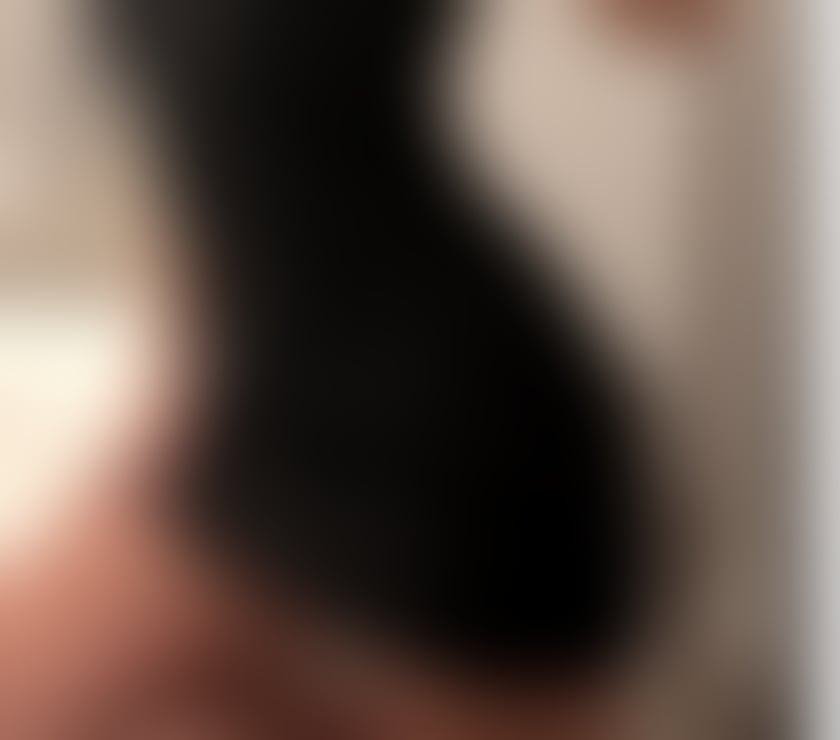 Escorts Merseyside Wirral - Photos for Slim Leggy British Brunette Escort Party Girl Late Nights
