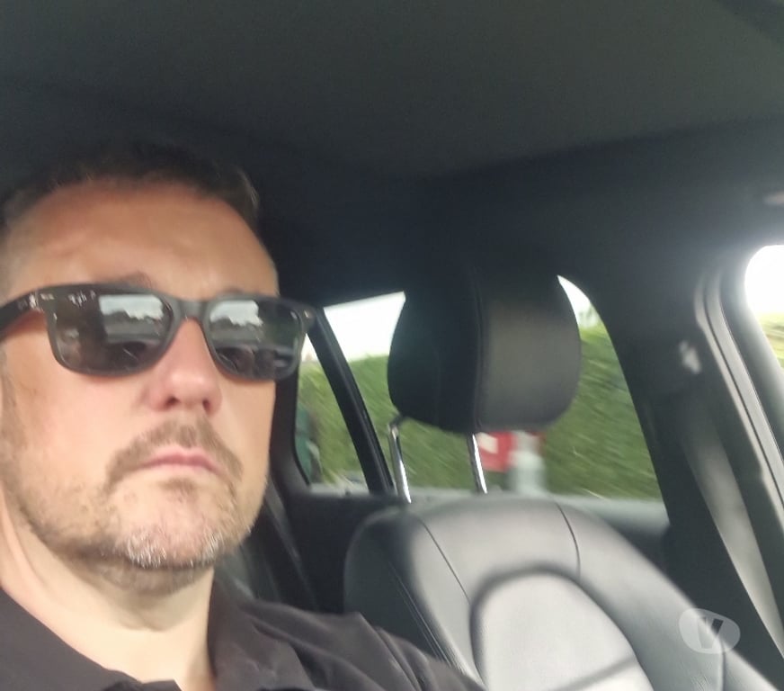 Escorts Kent Swale - Photos for Escort and massage service