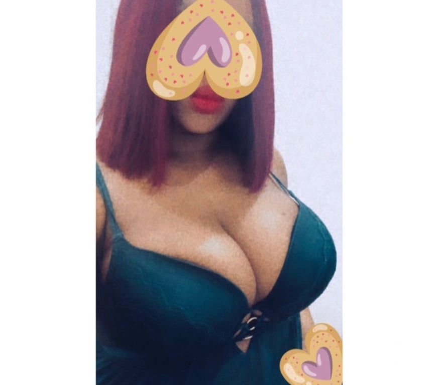 Escorts Merseyside Wirral - Photos for Incall in CH44 Busty Ebony for your pleasure sweetheart