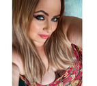 Curvy, British cougar! Fun and flirty in the Wirral