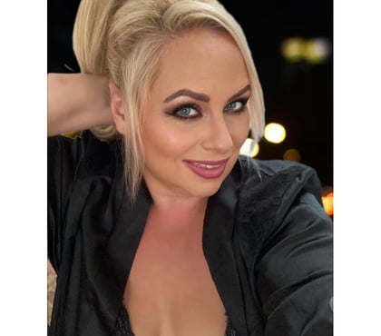 Escorts Birkenhead Wirral - Photos for Glamorous big girls your cup of tea?