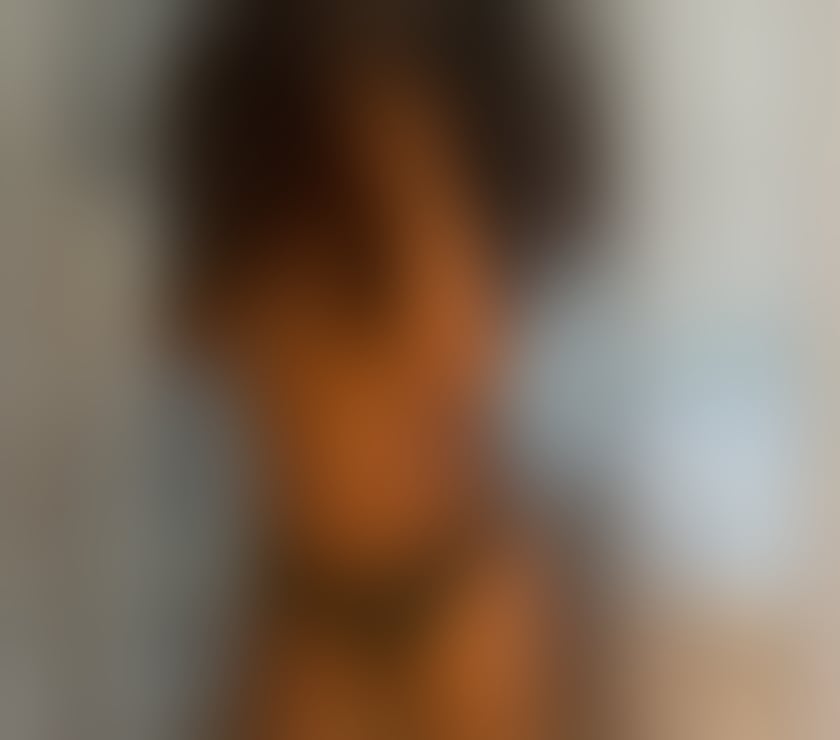 Escorts Surrey Elmbridge - Photos for Sexy black 23 year old, expert in gfe, ready to please 😉